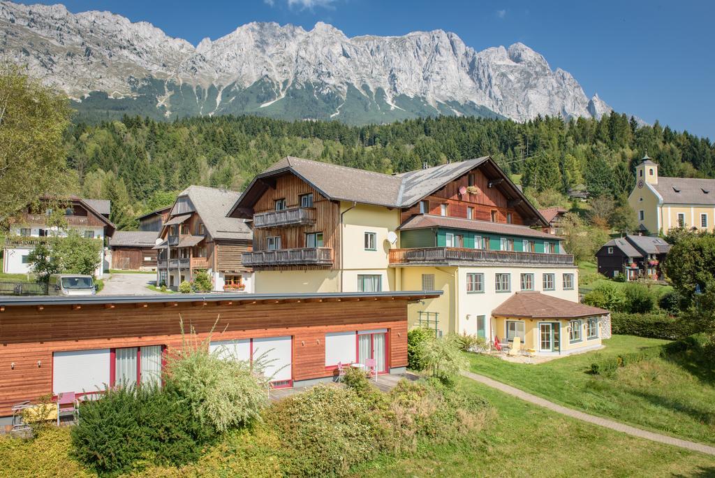 Mayer - Wirtshaus Und Dorfhotel Sankt Martin am Grimming 외부 사진
